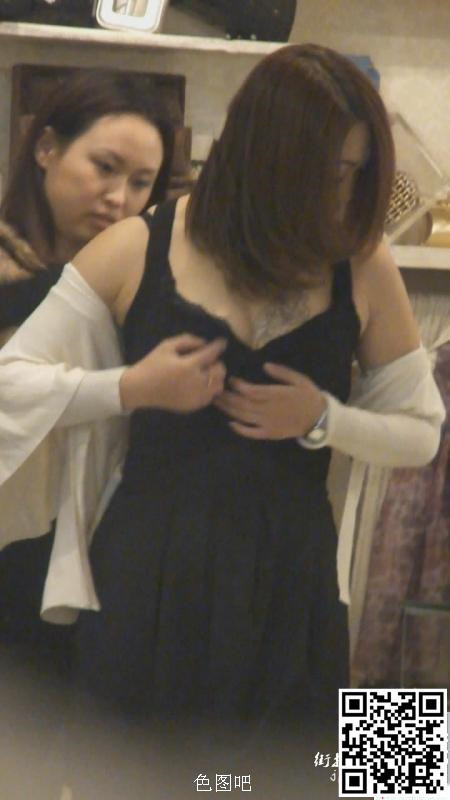 丰满巨乳MM当着我的面穿黑丝袜    [19P]