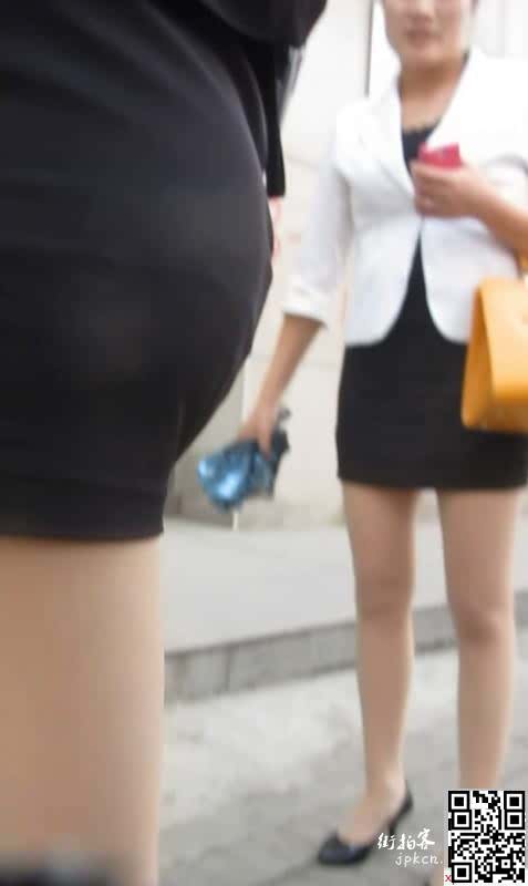 2个肉丝长腿黑色制服高跟美女[20P]