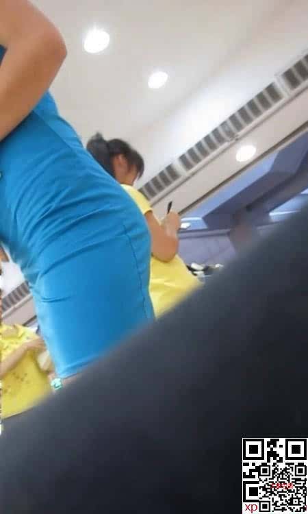 肉丝美女把丝袜脱下卖给我[14P]