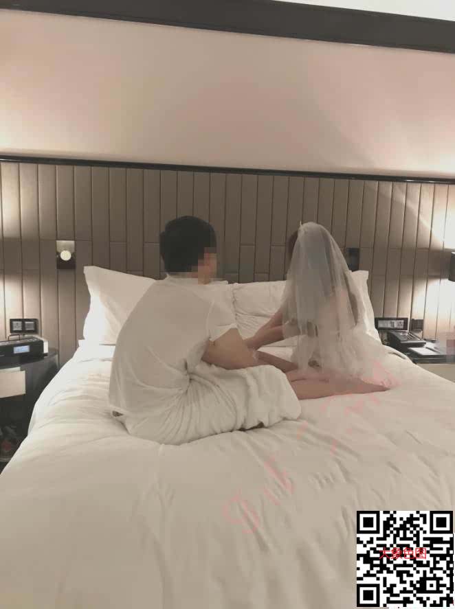 婚纱之夜手如柔荑贝齿映清唇新婚之夜，先从嘴开始[11P]