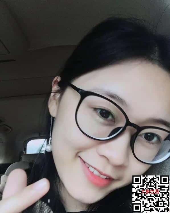 骚老婆答应露脸车震拍照了[24P]