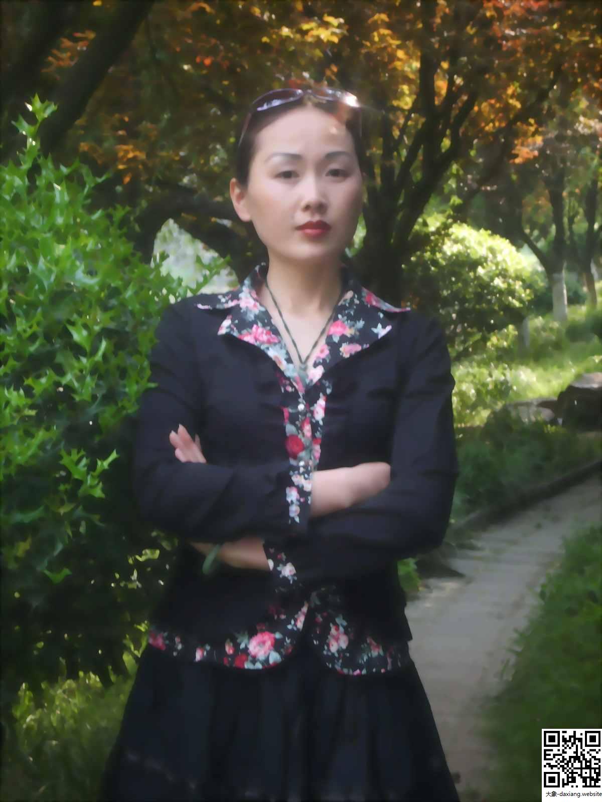 广西柳州颜值不错的熟女艳照流出嘴角一颗淫荡痣真的很淫荡1[50P]