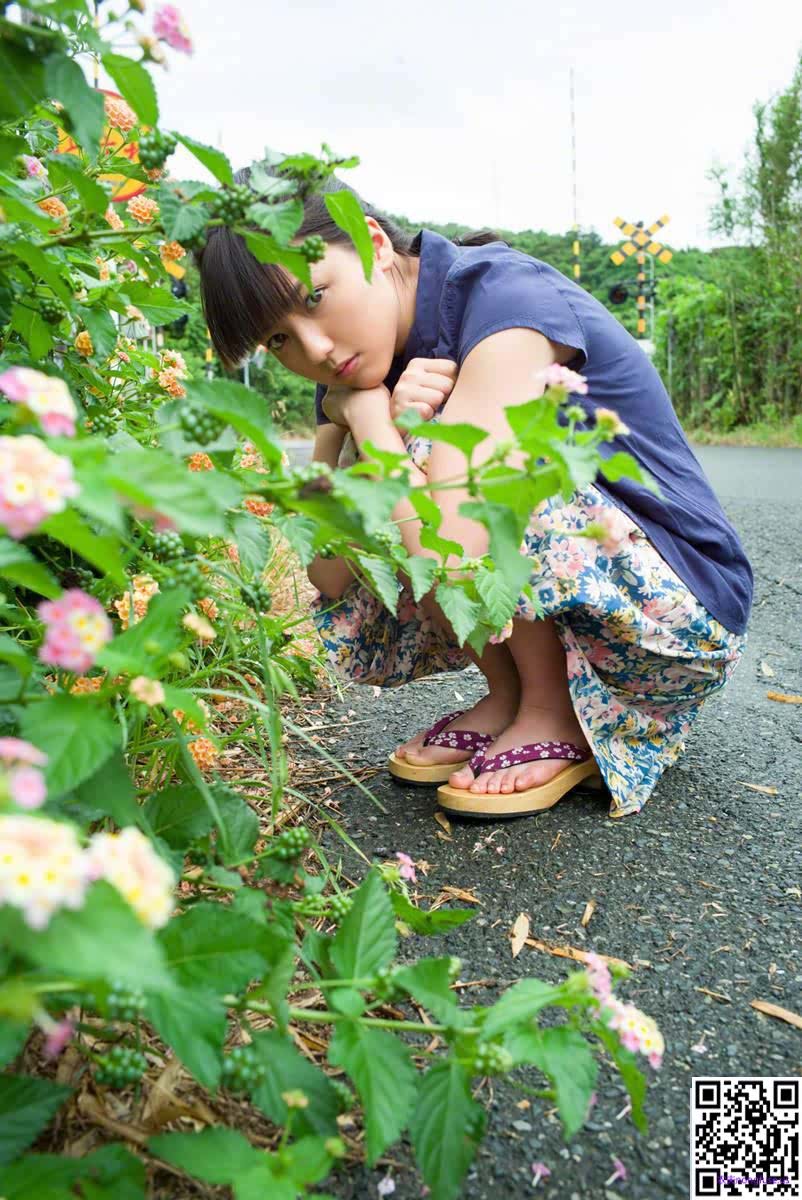 岛国清爽美女真野恵里菜1[25P]